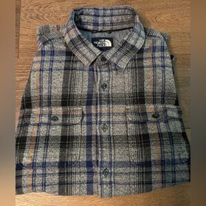 The North Face Men's Blue and Gray Plaid Flannel